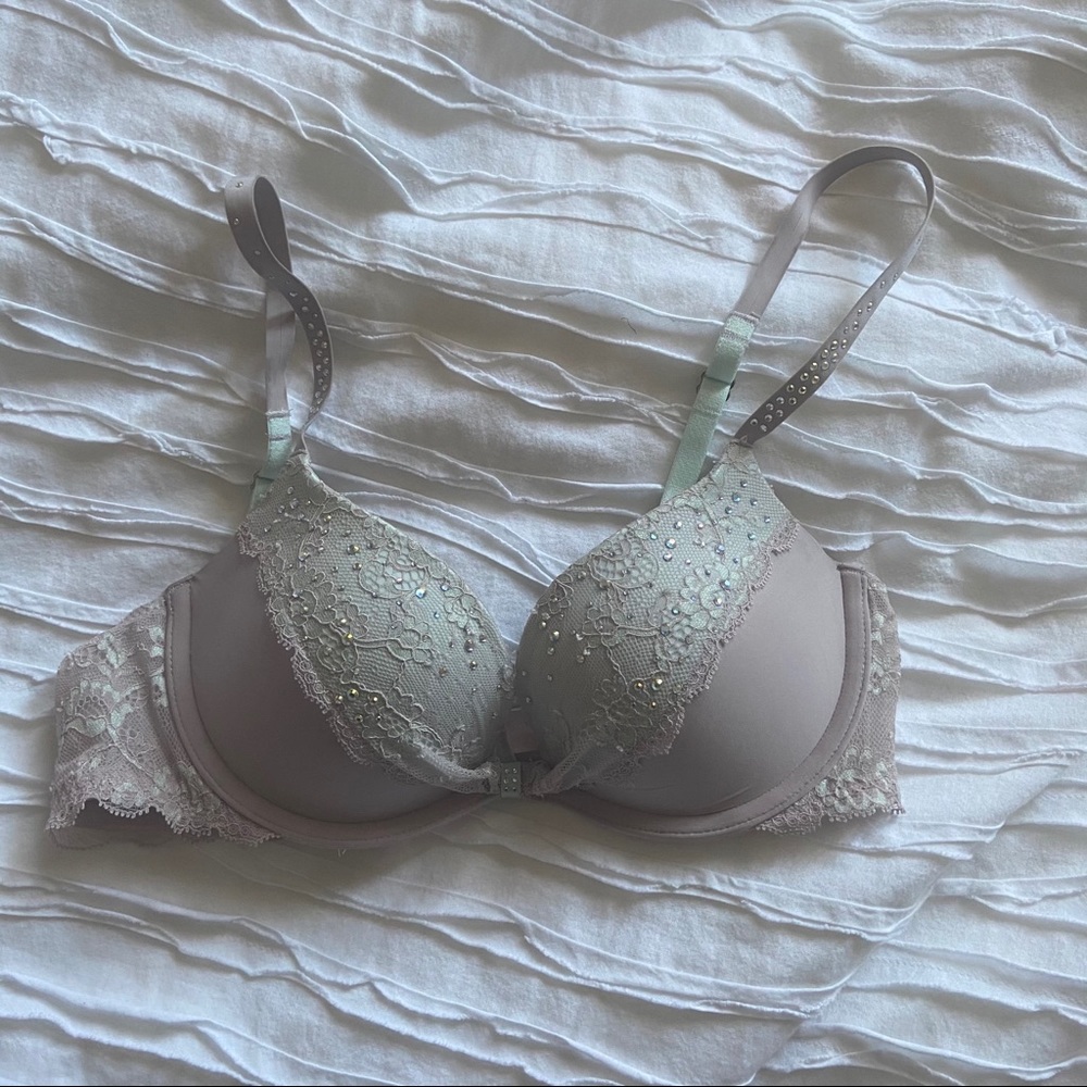 Victorias Secret Padded Demi bra